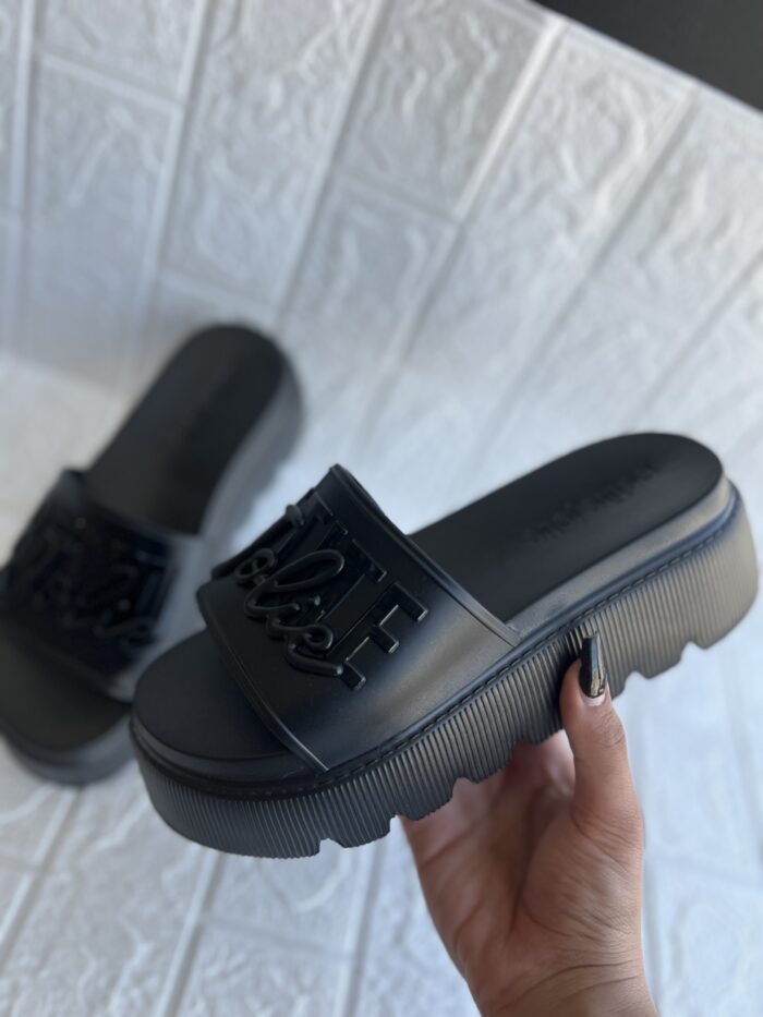 tamanco tratorado preto petite jolie pj7494 tamanco tratorado preto petite jolie pj7494