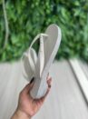 chinelo branco brilhos prata petite jolie pj6970