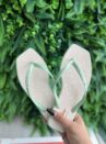 chinelo palha verde solarize ramarim 251245