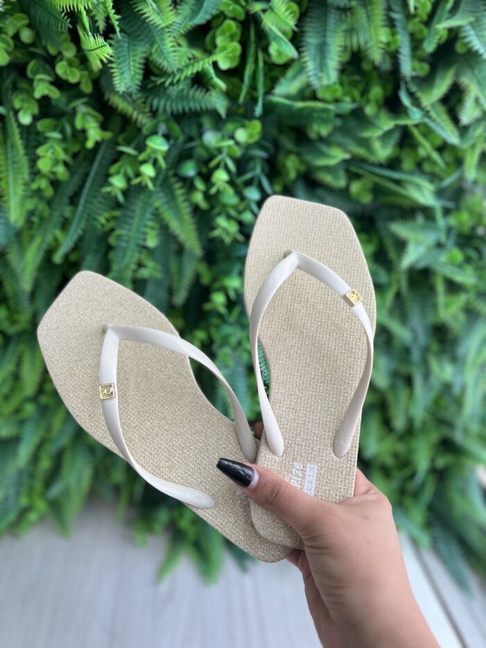 chinelo dourado solarize ramarim 252235 chinelo dourado solarize ramarim 252235