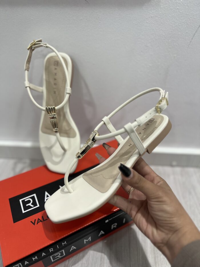 rasteira enfeite ouro creme ramarim 25 25204 rasteira enfeite ouro creme ramarim 25 25204