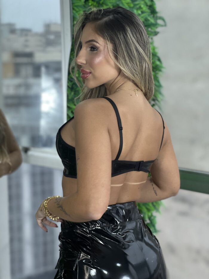 top vinil avril preto top vinil avril preto