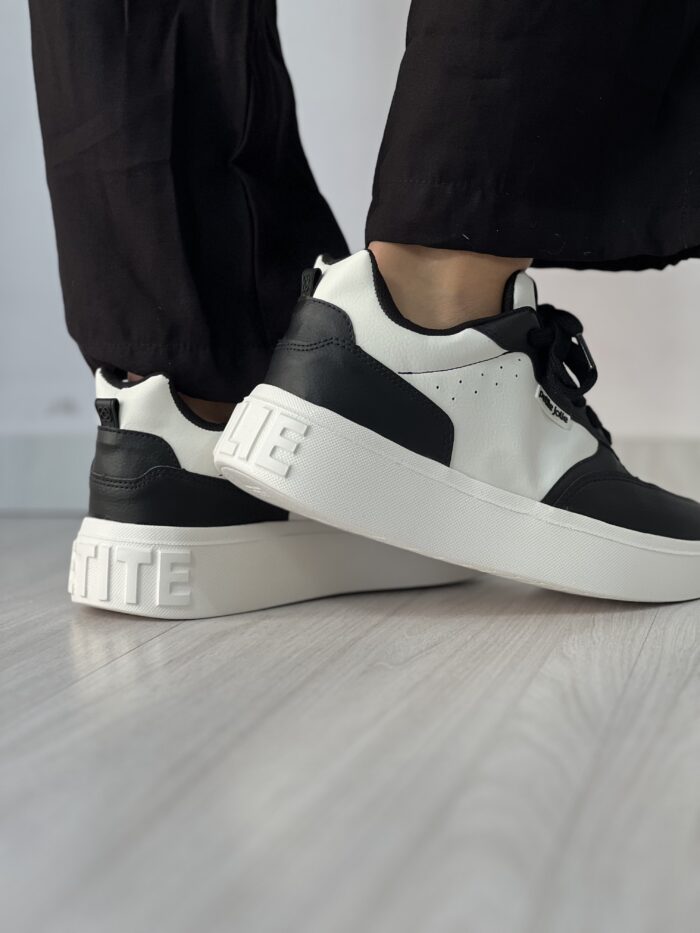 tÊnis preto branco petite jolie pj7537 tÊnis preto branco petite jolie pj7537