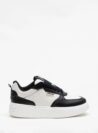 tenis preto branco petite jolie pj7537