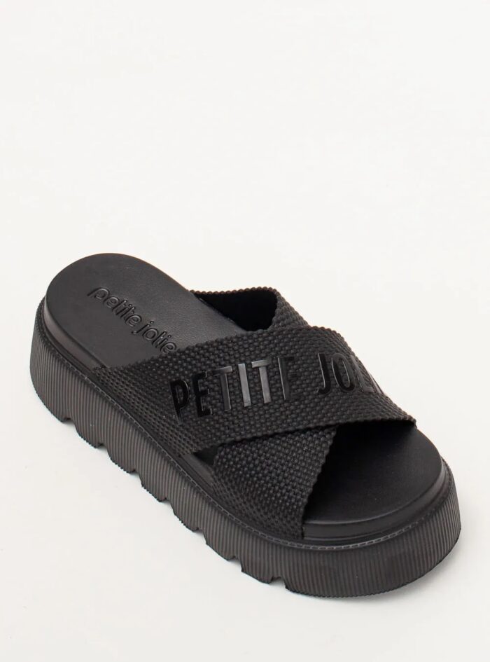 tamanco chinelo tratorado preto petite jolie pj7588 tamanco chinelo tratorado preto petite jolie pj7588