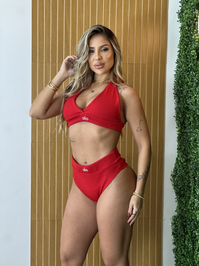 conjunto hot pants alo vermelho conjunto hot pants alo vermelho