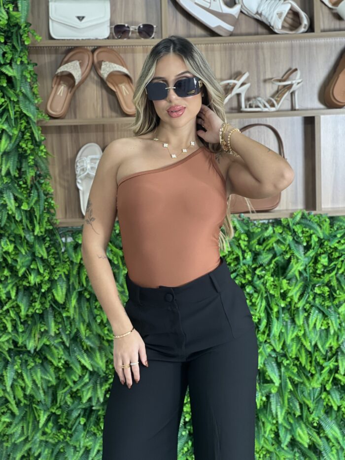 body daia marrom body daia marrom