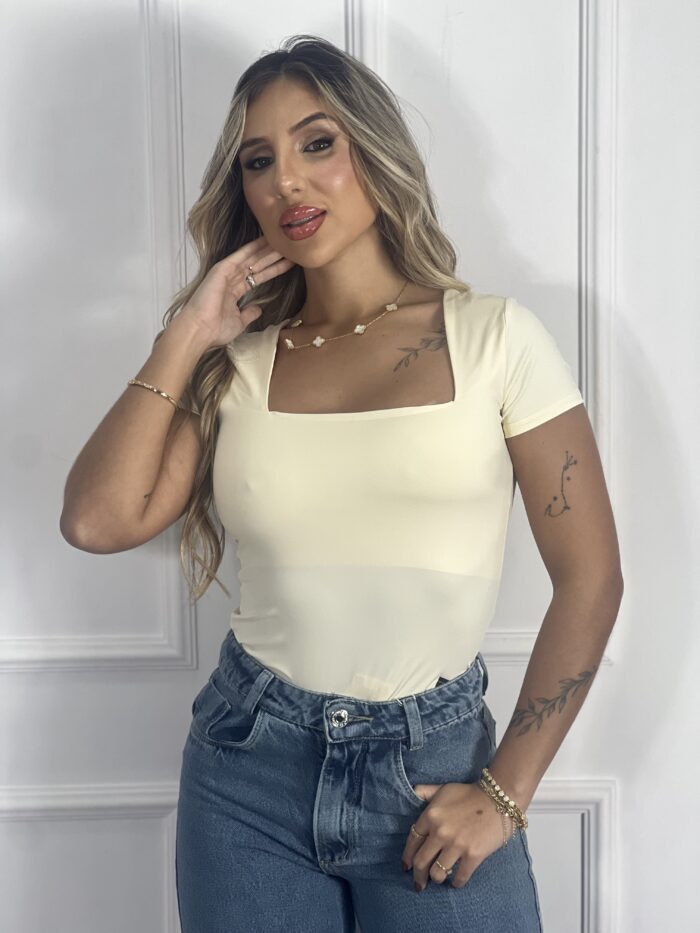 body poliamida pamela creme body poliamida pamela creme