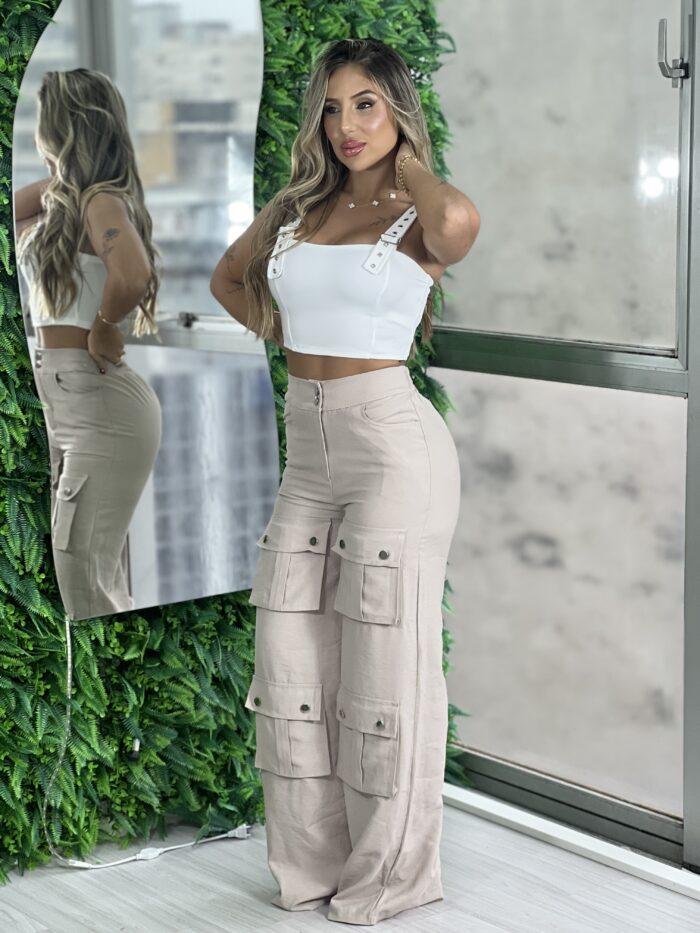 cropped thayse branco cropped thayse branco