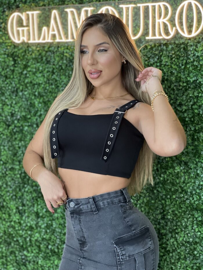 cropped thayse preto