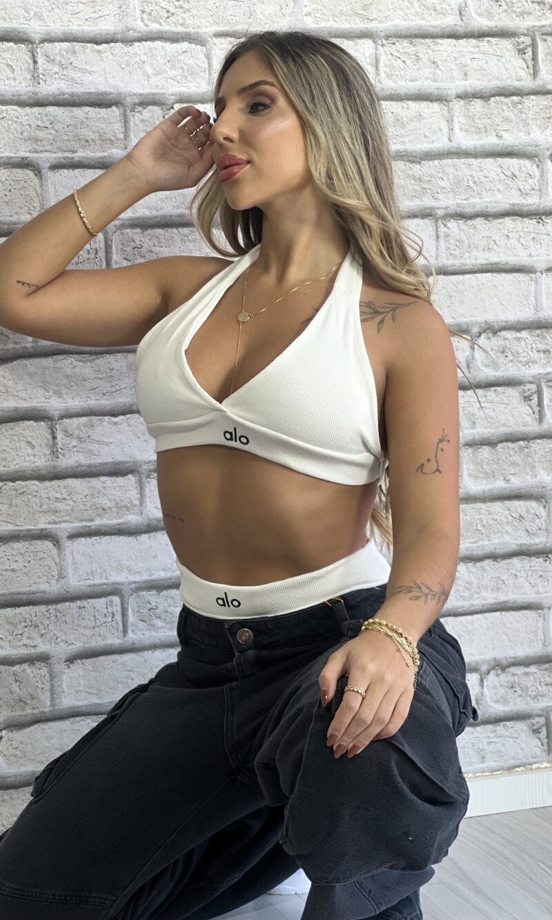 conjunto hot pants alo off white