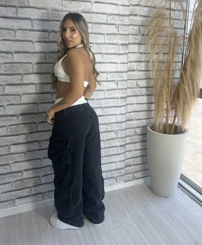 conjunto hot pants alo off white conjunto hot pants alo off white