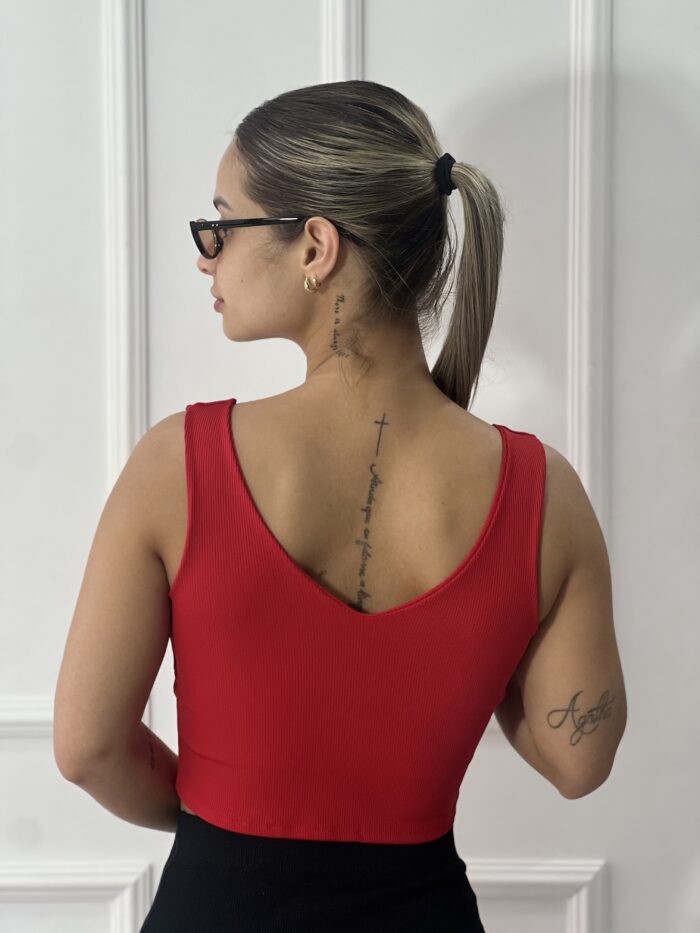 black cropped moni vermelho black cropped moni vermelho