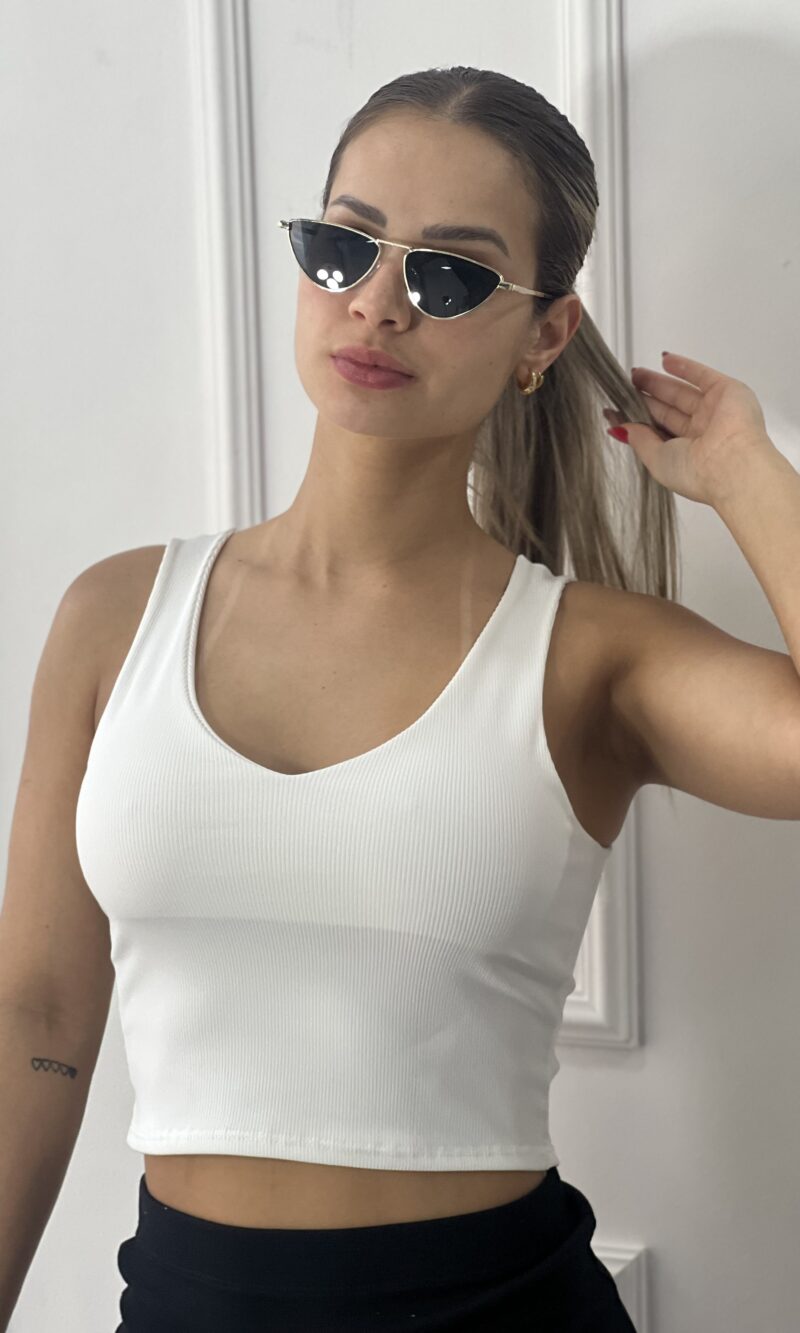 black cropped moni off white