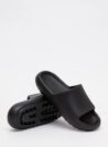 chinelo slide nuvem preto petite jolie pj7639
