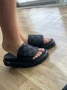 chinelo tendencia com velcro preto