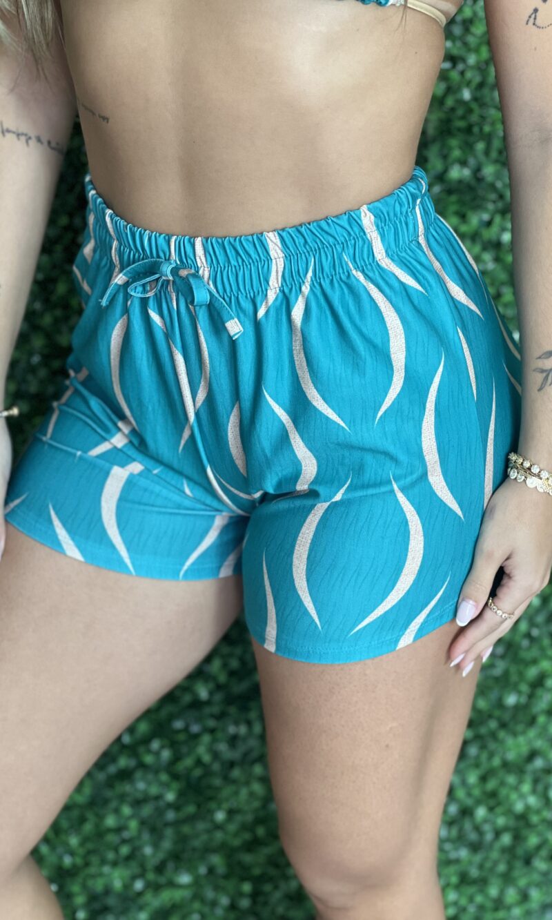 short estampado verde