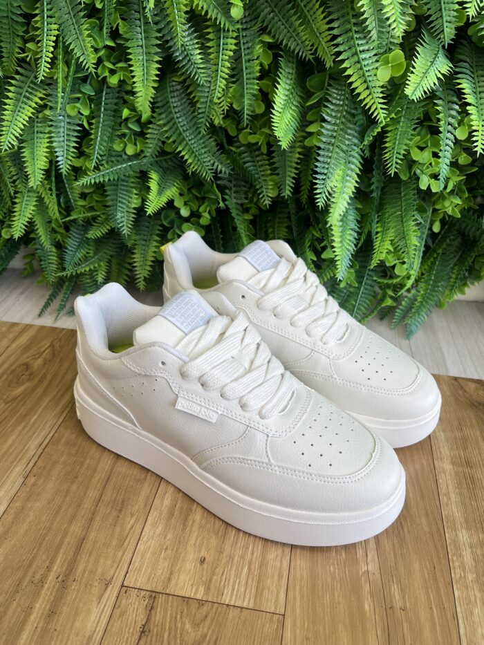 tÊnis branco petite jolie pj7537 tÊnis branco petite jolie pj7537