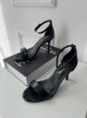 sandalia bico fino preto via marte 23 18601 01