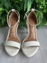 sandalia salto agulha off white vizzano 6210.655