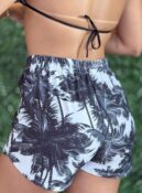 short estampado preto branco