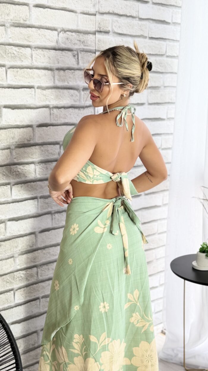 conjunto saia envelope verde bege conjunto saia envelope verde bege