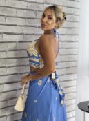 conjunto saia envelope estampado azul bege