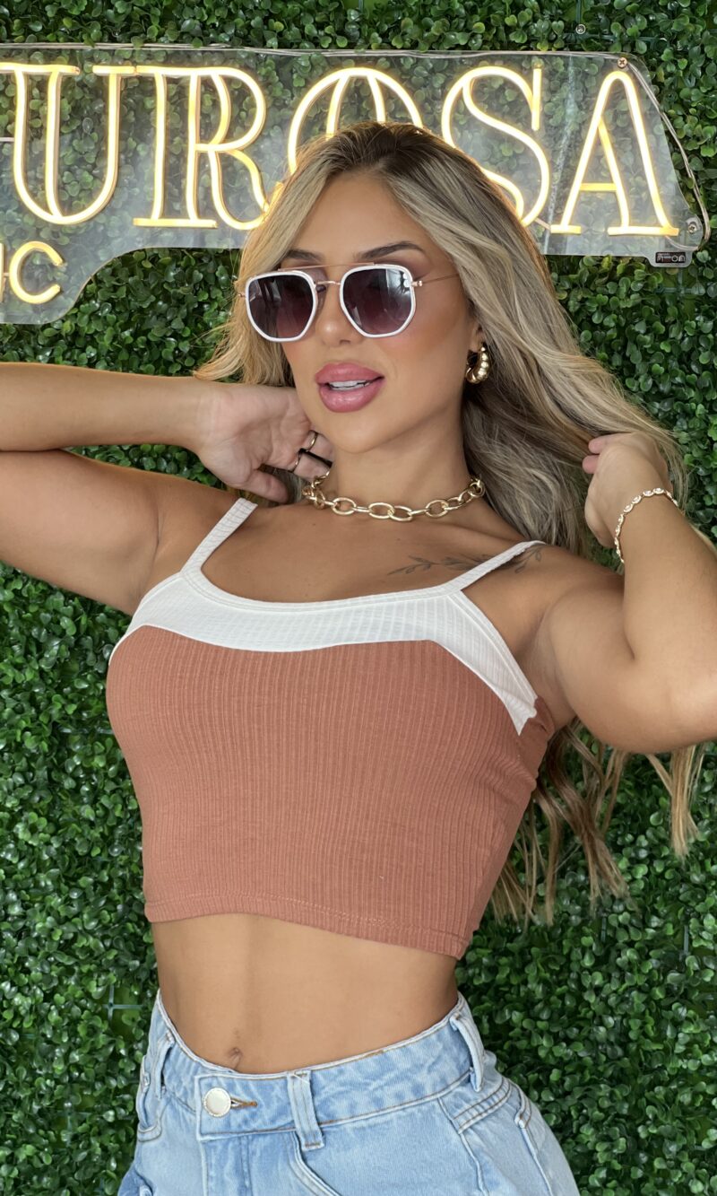 cropped shakira marrom