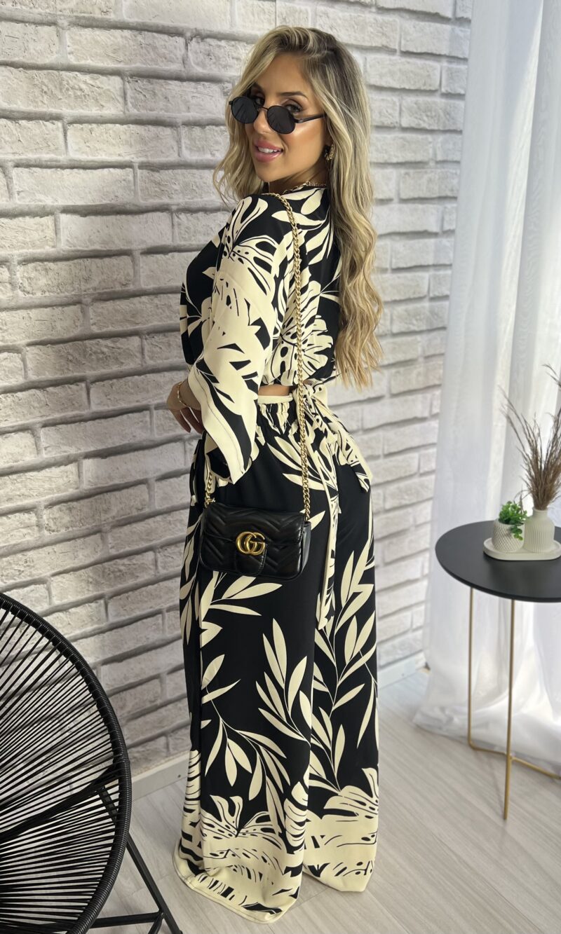 conjunto mi estampado preto