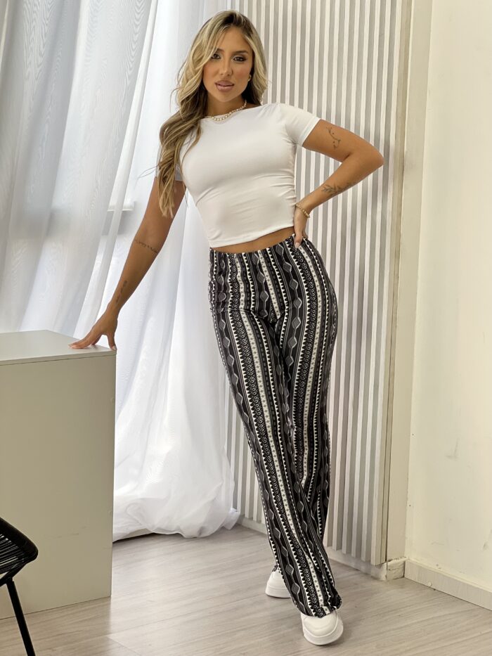 calca flare estampada amara preto branco calca flare estampada amara preto branco