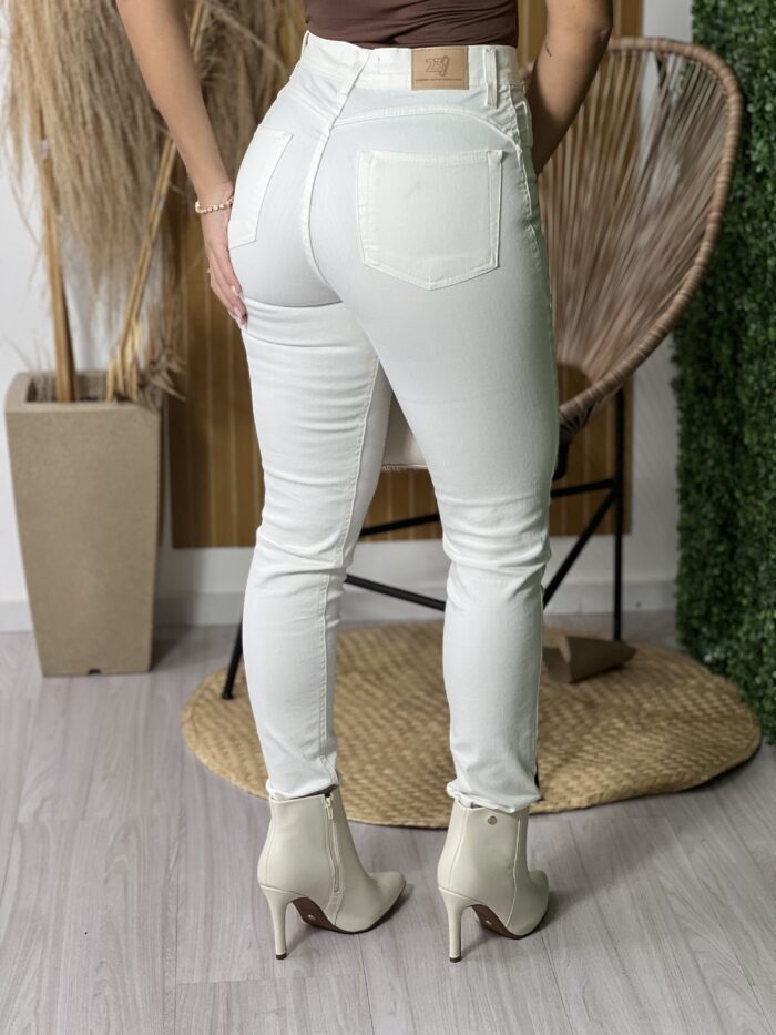 calca jeans skinny off white leticia calca jeans skinny off white leticia