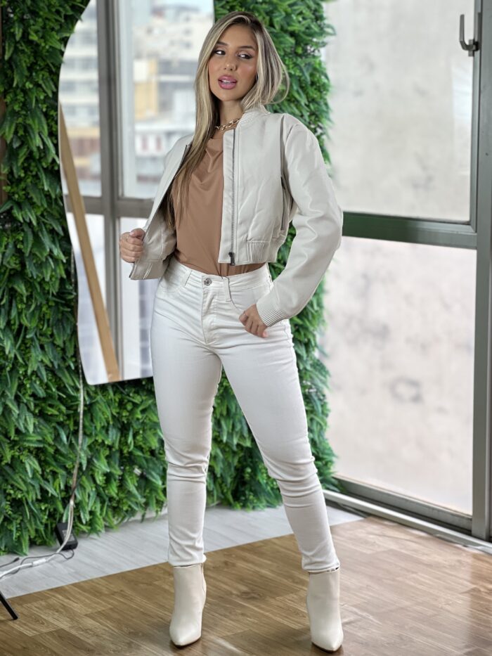 blusa poliamida fernanda bege blusa poliamida fernanda bege