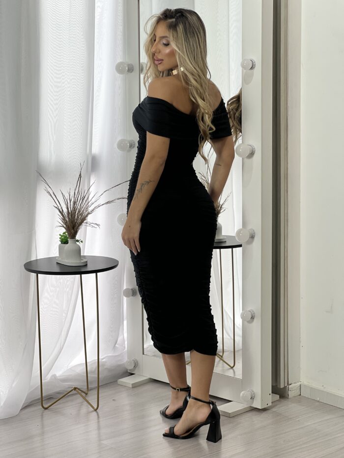 vestido midi melani preto vestido midi melani preto