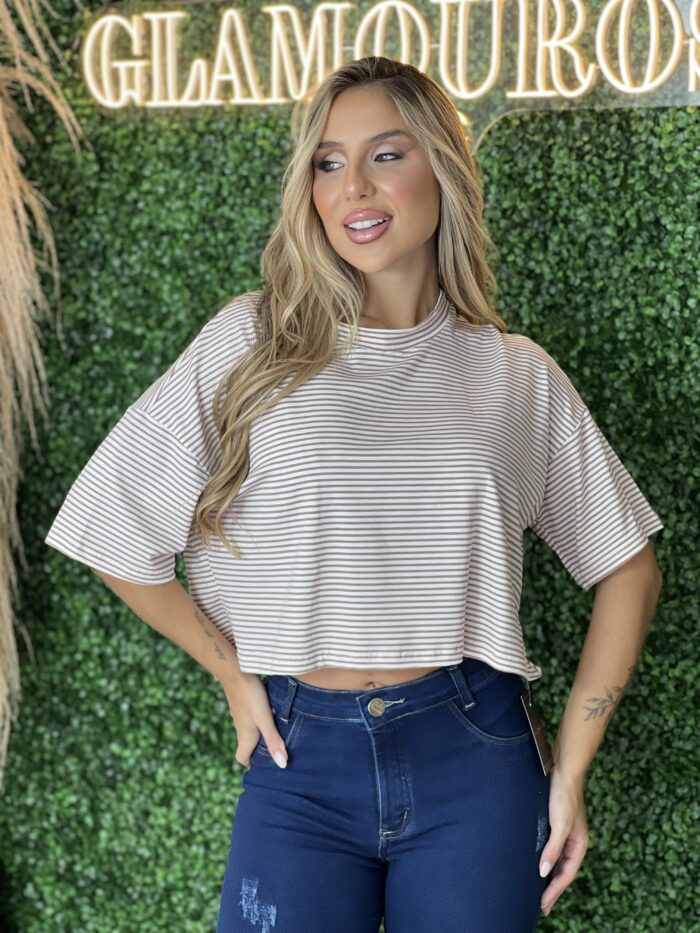 cropped listrado bege cropped listrado bege