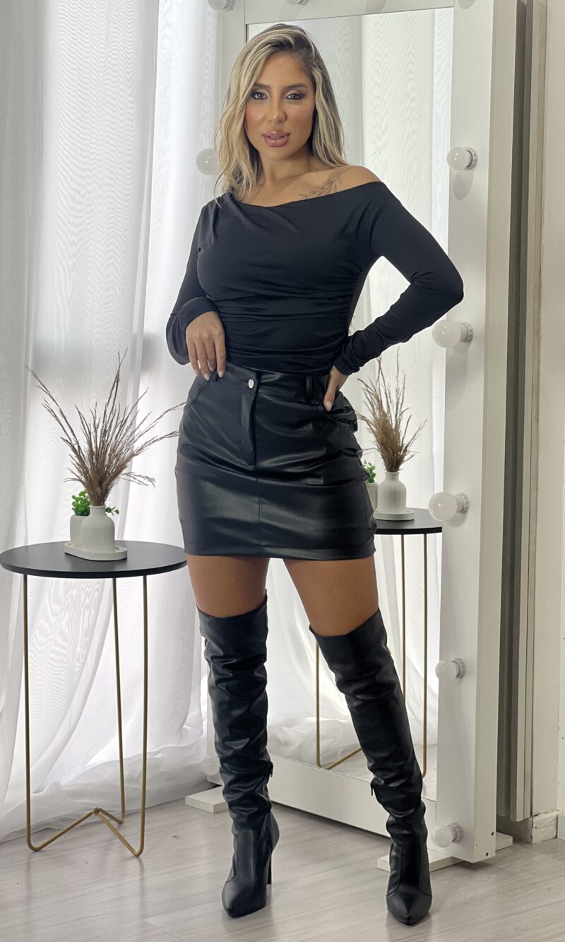 saia courino com short paty preto