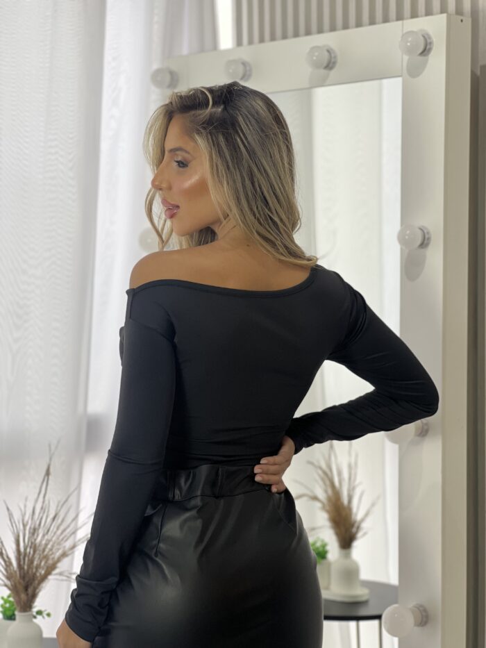 body manga longa lucy preto body manga longa lucy preto