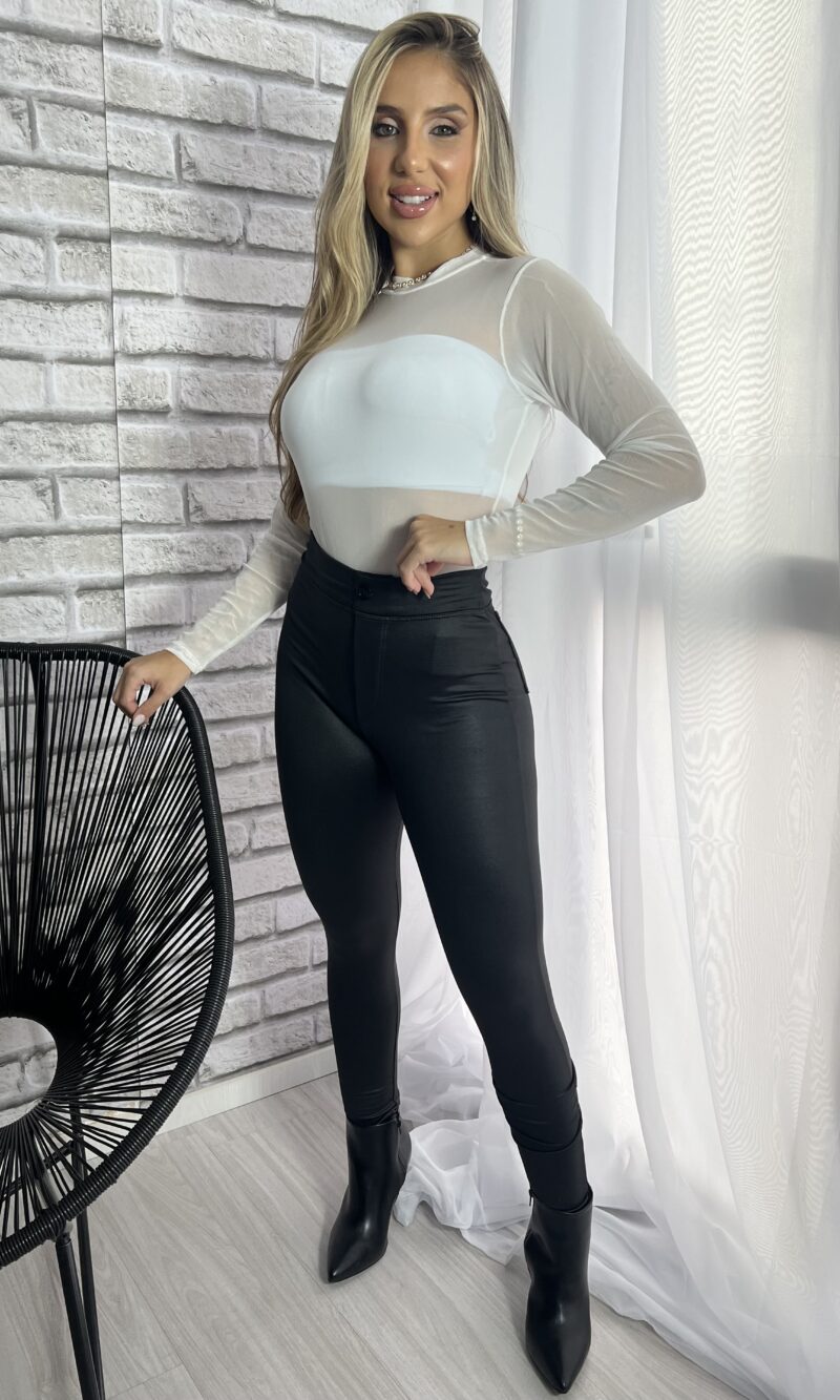 calca peluciada cirre lorena preto