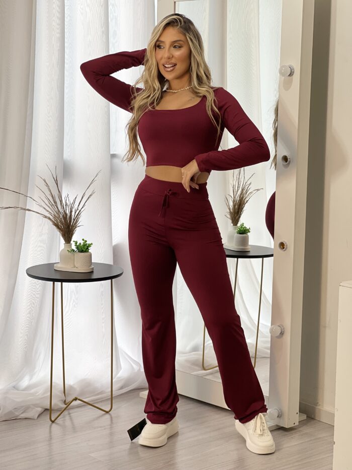 conjunto blogueira bordo