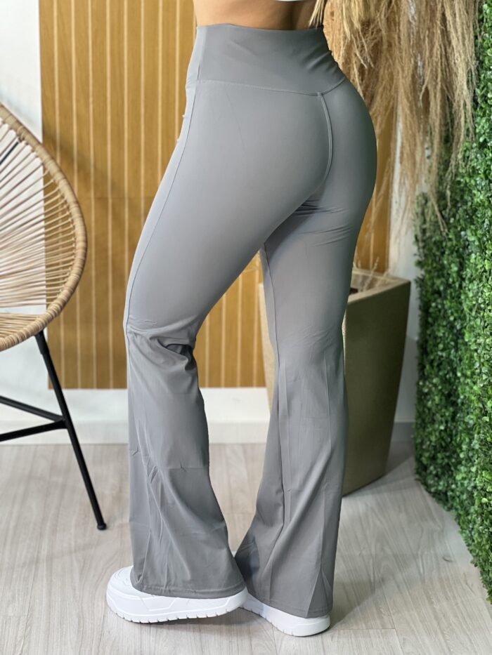 calca flare poliamida bibi cinza calca flare poliamida bibi cinza