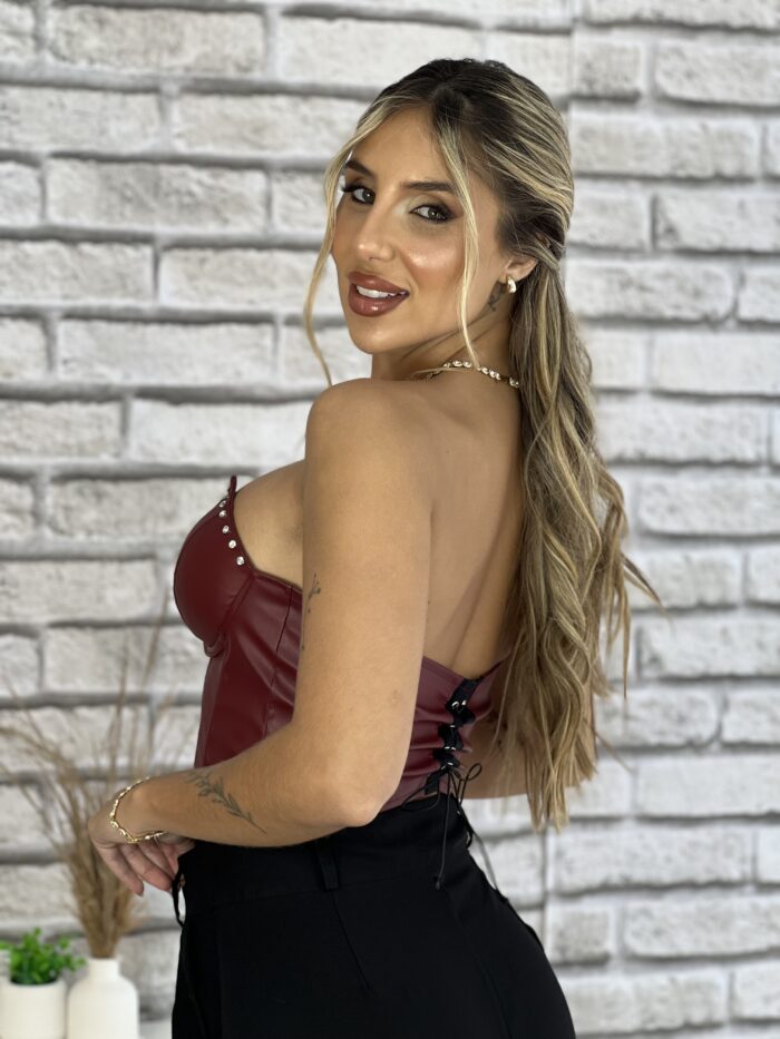 cropped corselet couro bordo cropped corselet couro bordo