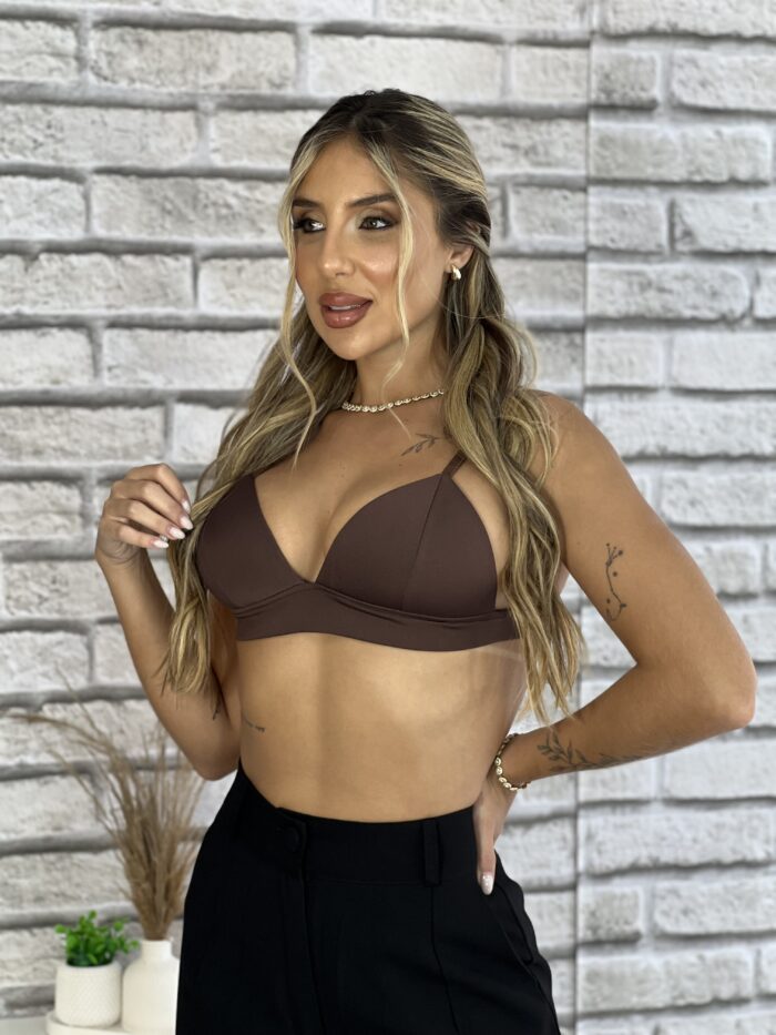 top dinha marrom liso