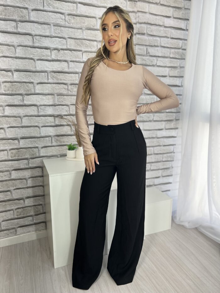 cropped manga longa basico bege cropped manga longa basico bege