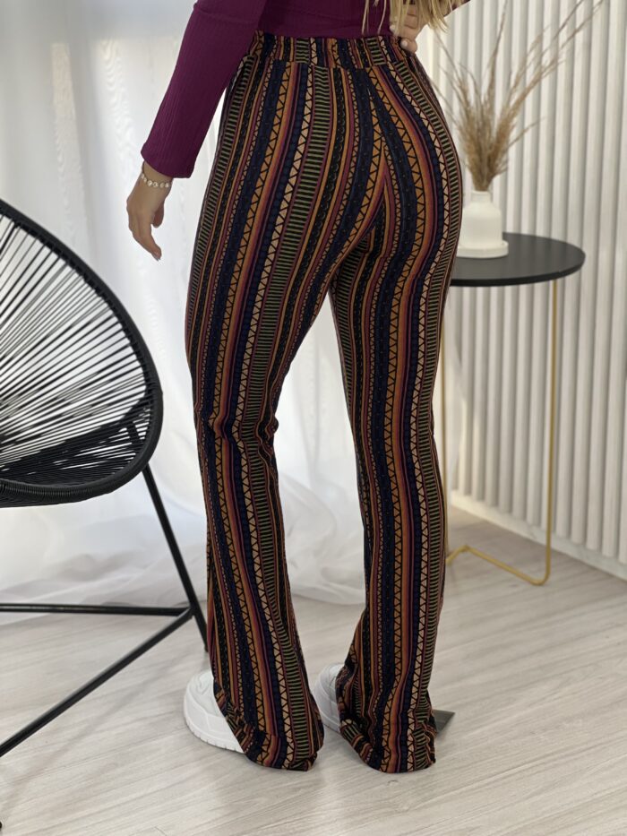 calca flare pitanga estampa 2 calca flare pitanga estampa 2