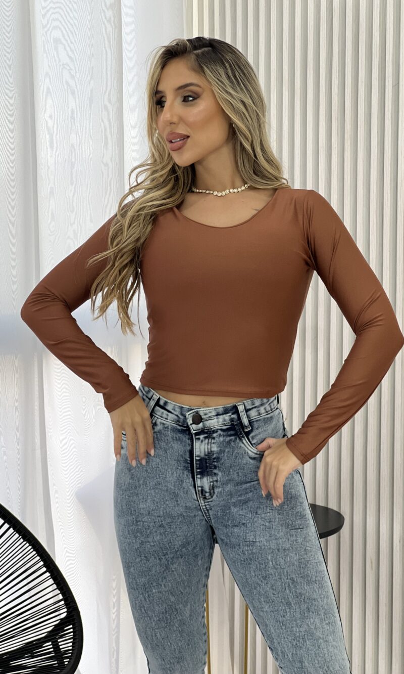 cropped manga longa basico caramelo cropped manga longa basico caramelo