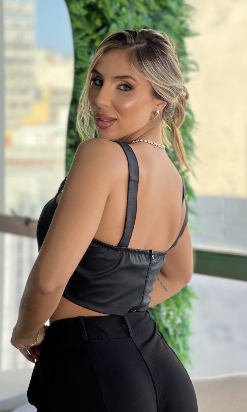 cropped courino raven preto