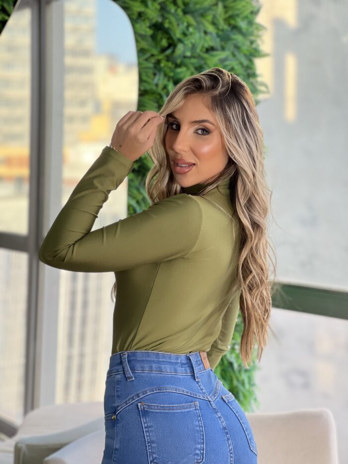 cropped manga longa cinara verde cropped manga longa cinara verde