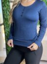 blusa termica botao com renda azul marinho