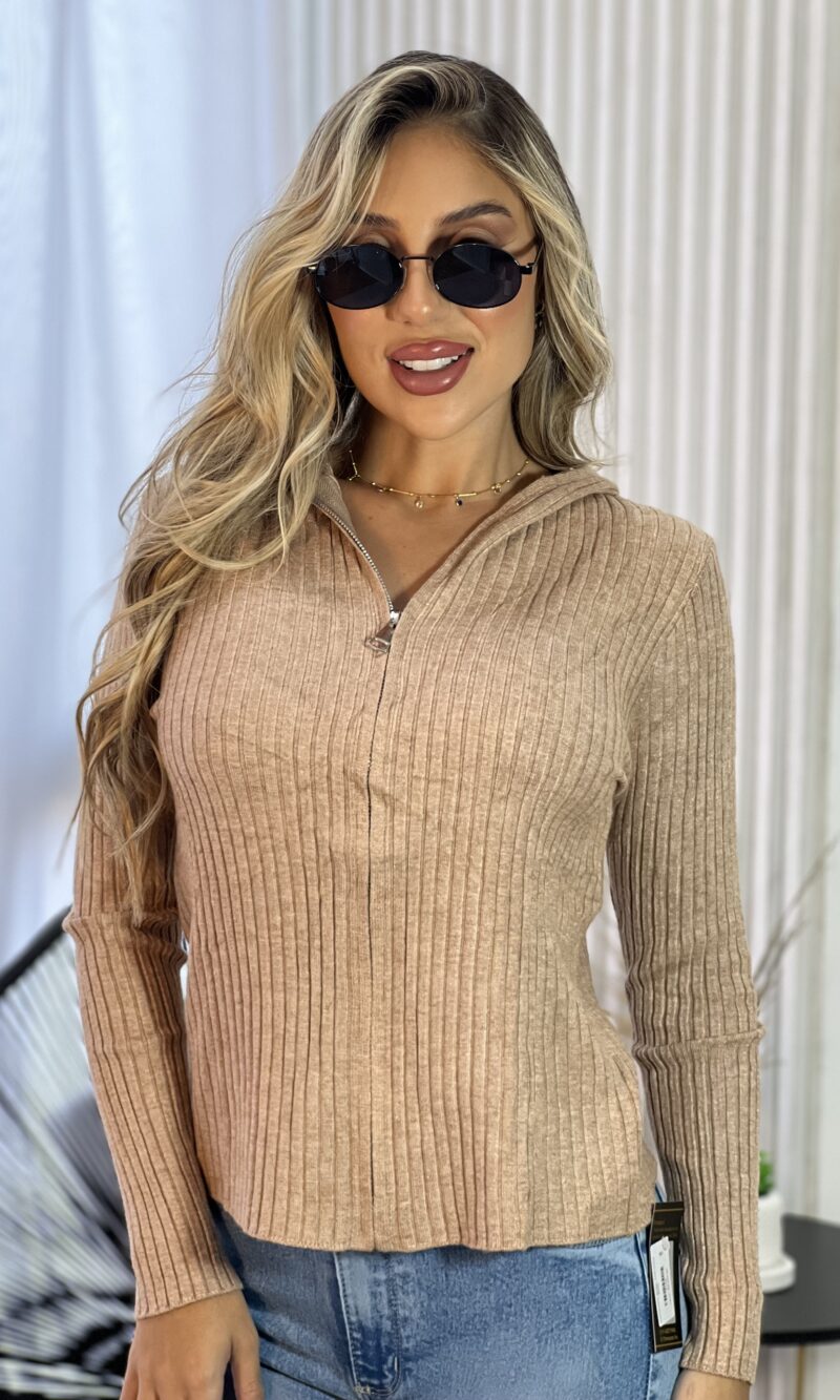 casaquinho modal com capuz bege