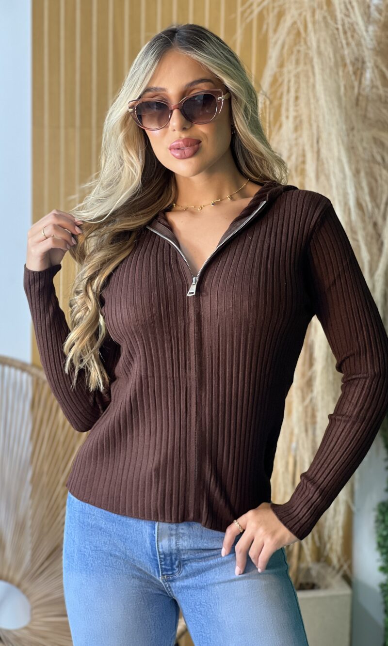 casaquinho modal com capuz marrom