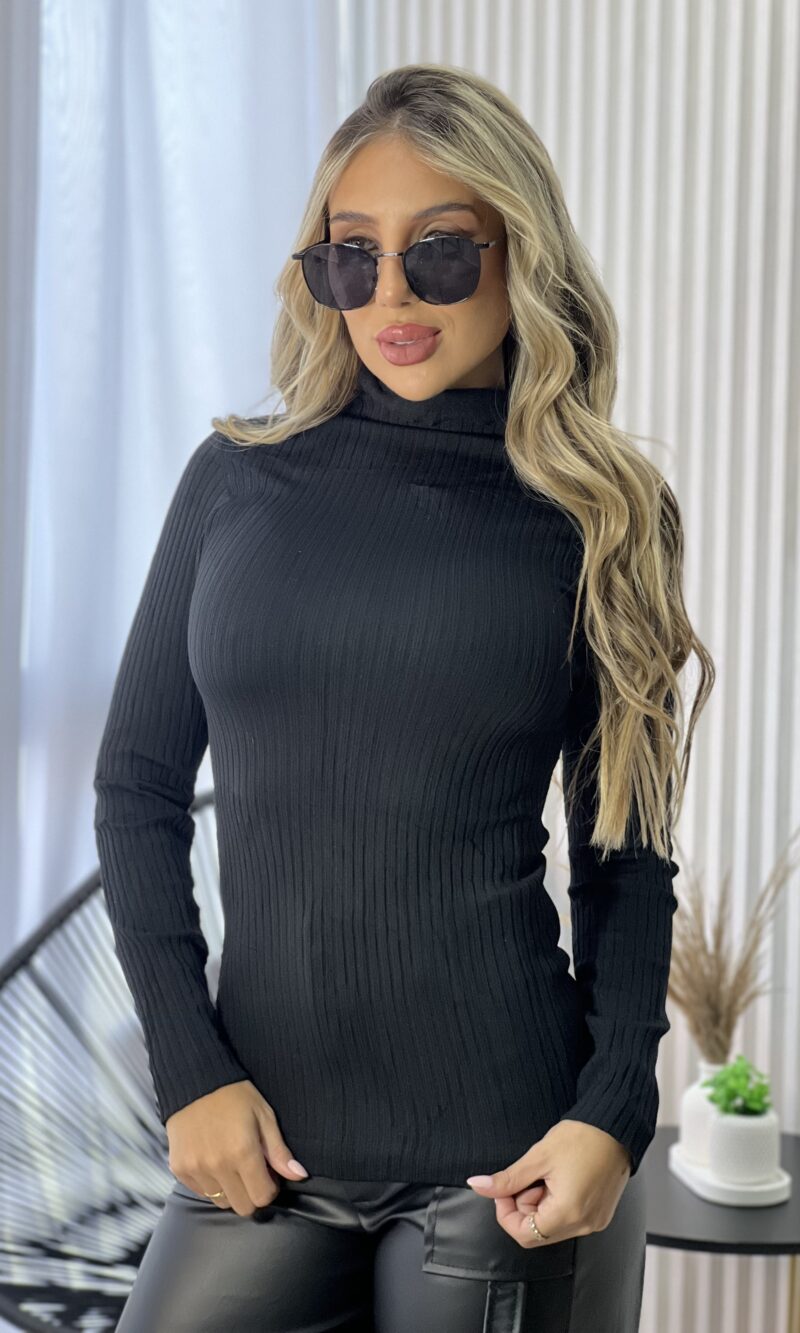 blusa termica gola franzida preto